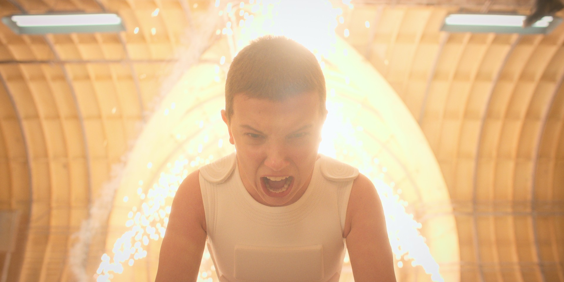 5887b1dc610f77767aad12e44554ea5f strangerthings strangerthings4 5 01 09 29 00