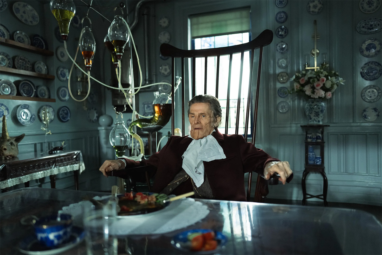 59880d5eef39ff1a68391e0ff5c0ab9b poor things willem dafoe stolen