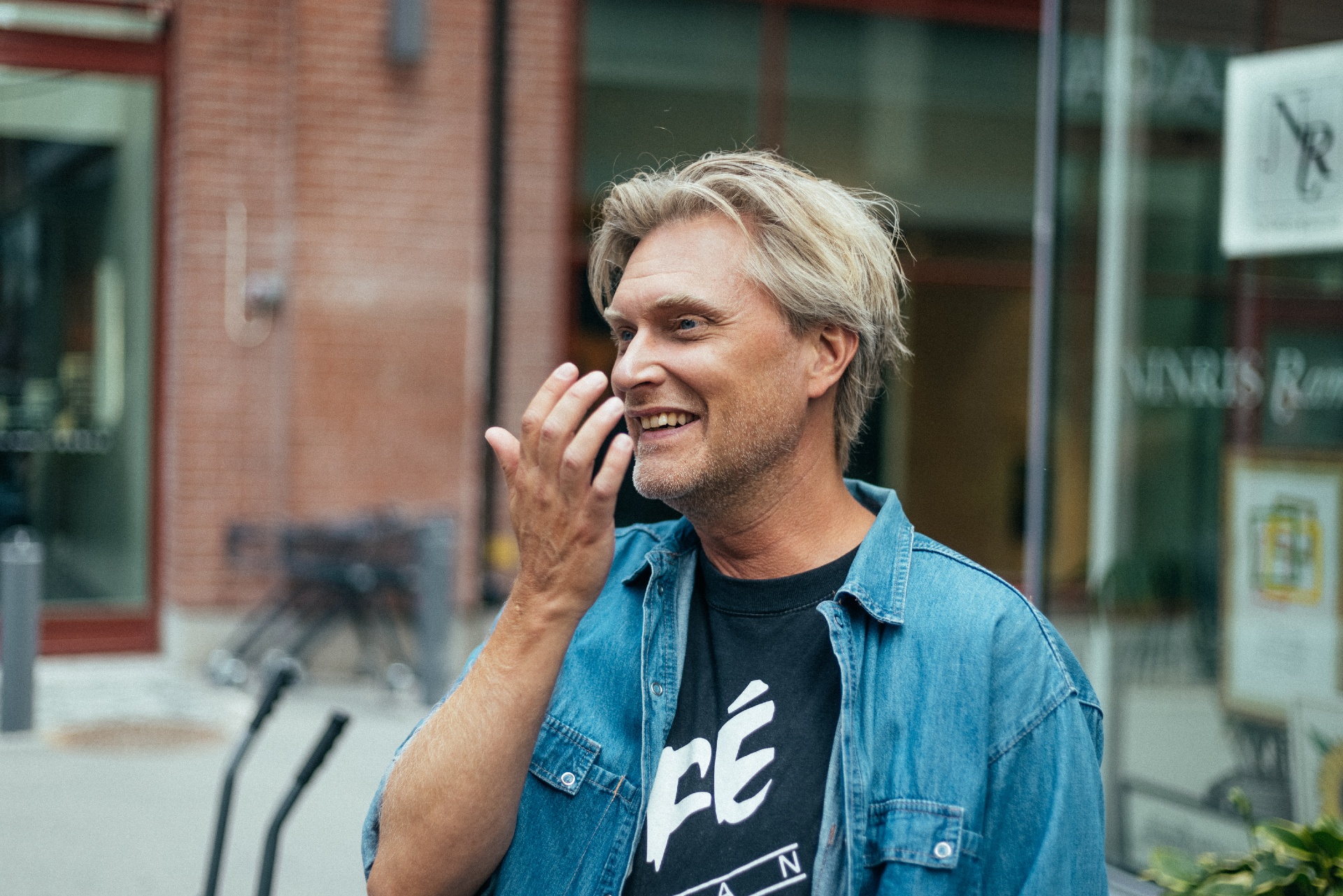 Fa5dc093232f9815c75172774cf9f135 anders 20andersson  20varanteatern. 20foto  20kenneth 20ishii 