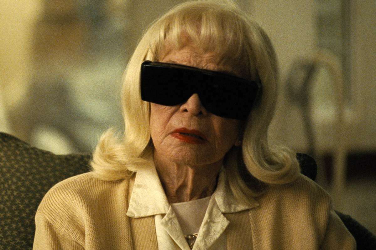 Large 01f8aacf3993e443dcfae71a66e937ac ellen 20burstyn 20mother 20couch