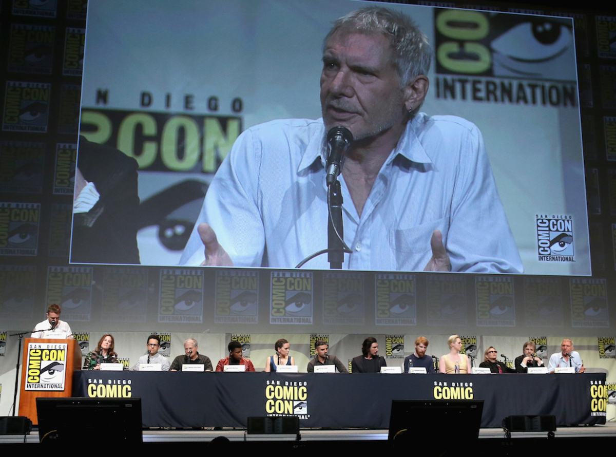 Large 23c1e30e65bd445713dad20d5886170d star wars comic con 2015 panel 8