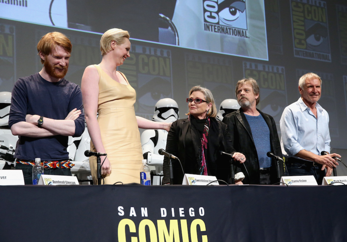 Large 23c1e30e65bd445713dad20d5886170d star wars comic con 2015 panel 9