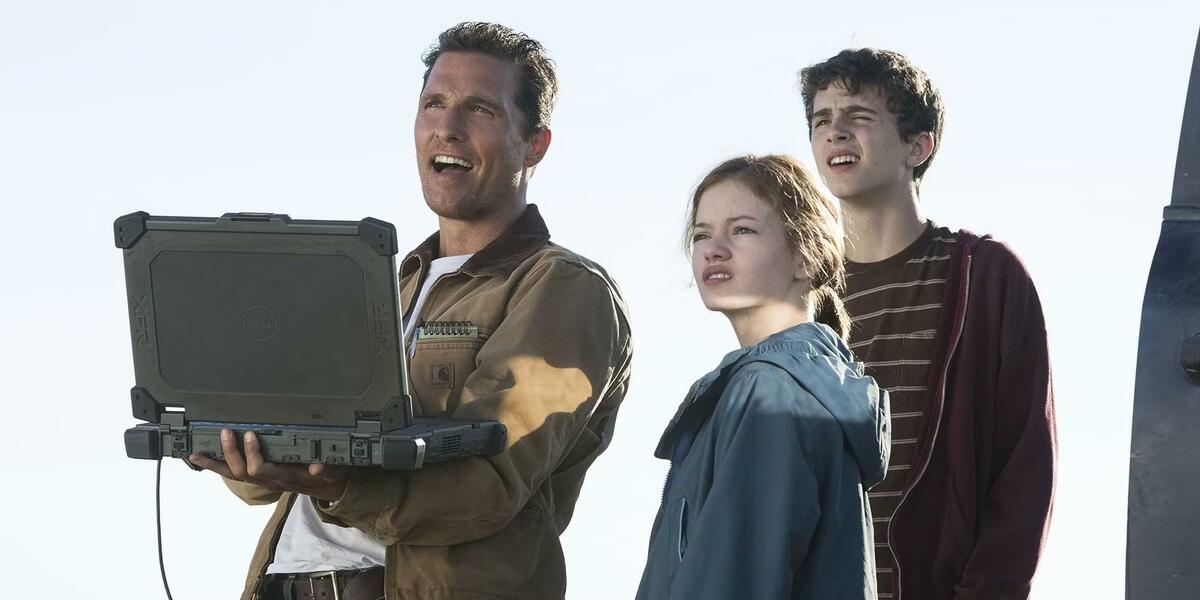 Large 240cea76cef1c8b6dddf1ab8356e8b66 timothee chalamet interstellar cropped