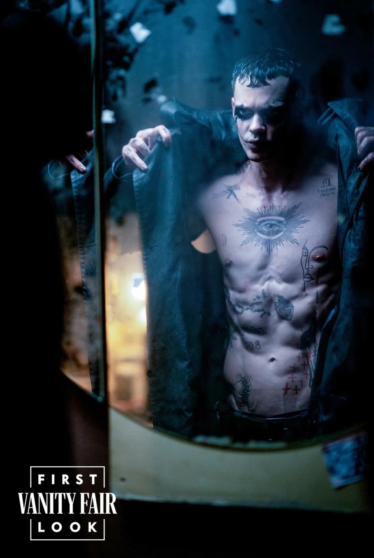 Large 33d648317c688294164baad731b11e8d the crow first look 03