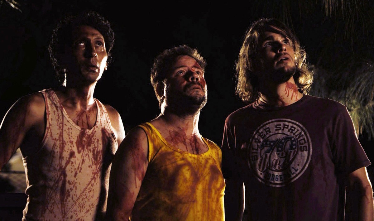 Large 85285c27b4b9388539fbf39e005cdd08 juan of the dead03