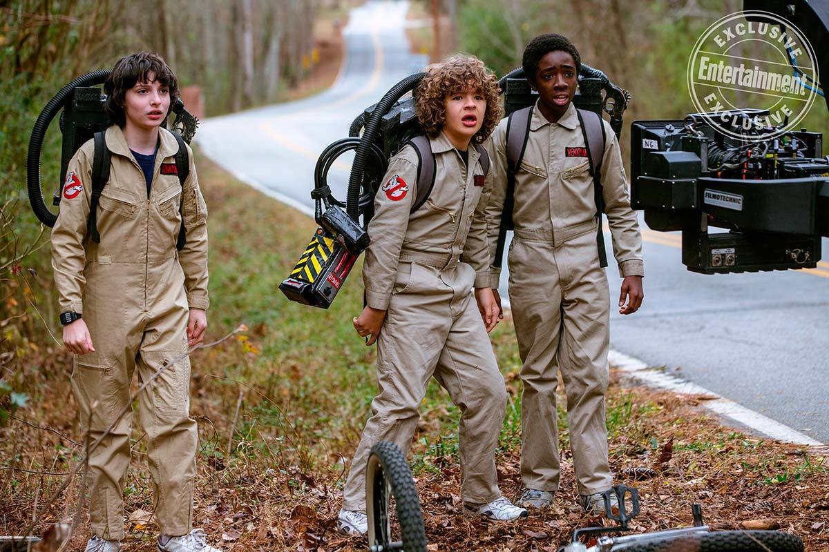 Large 8b3b3ed8cc02ac813aeeb6f0af625e06 stranger things 2
