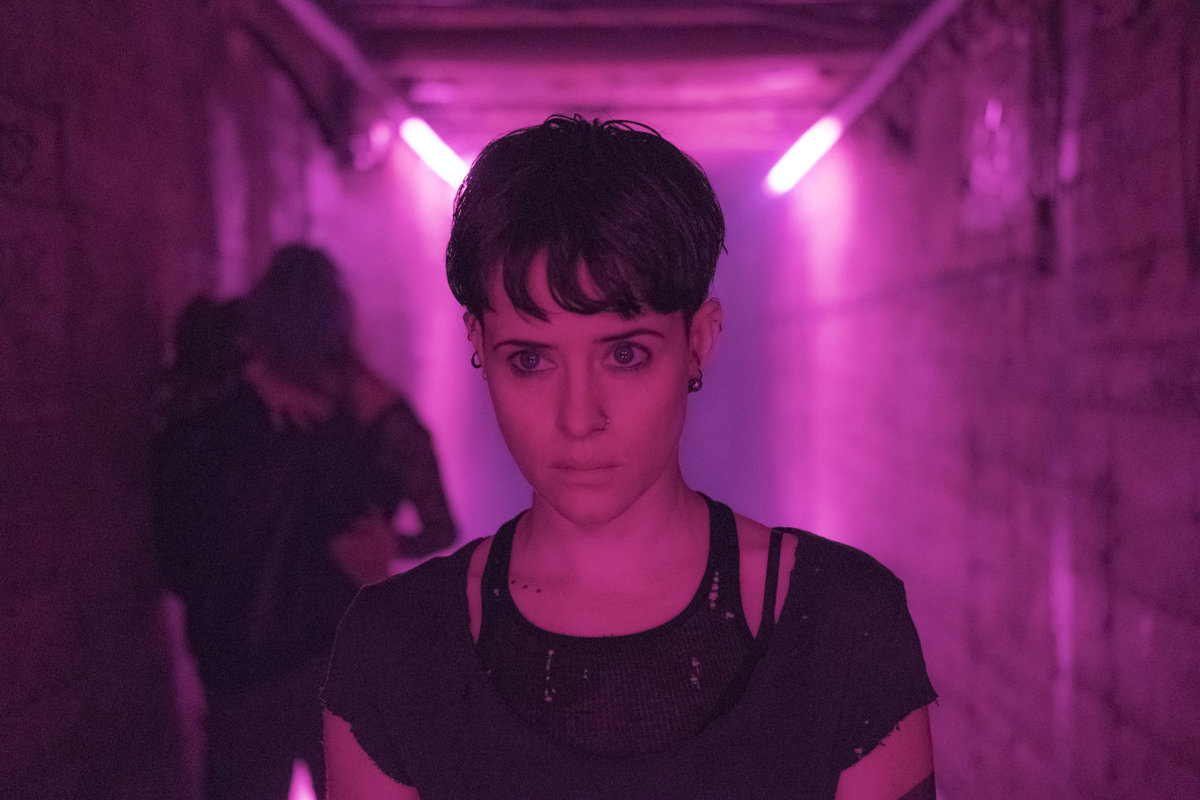 Large c9d48d71aaef398e80a91f63ce8ffbe0 claire foy