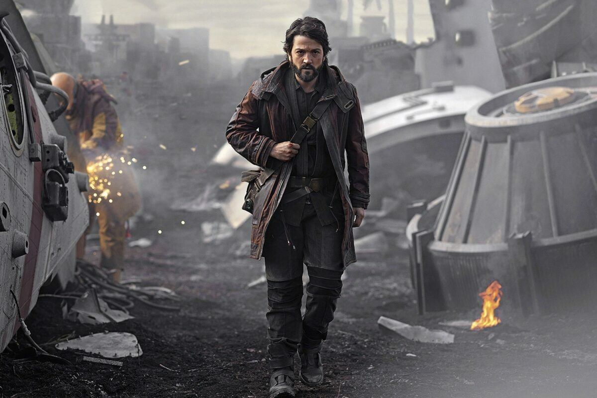 Large e7dd7d45477f867d54c8a7f123fe2d3b star wars cassian andor diego luna