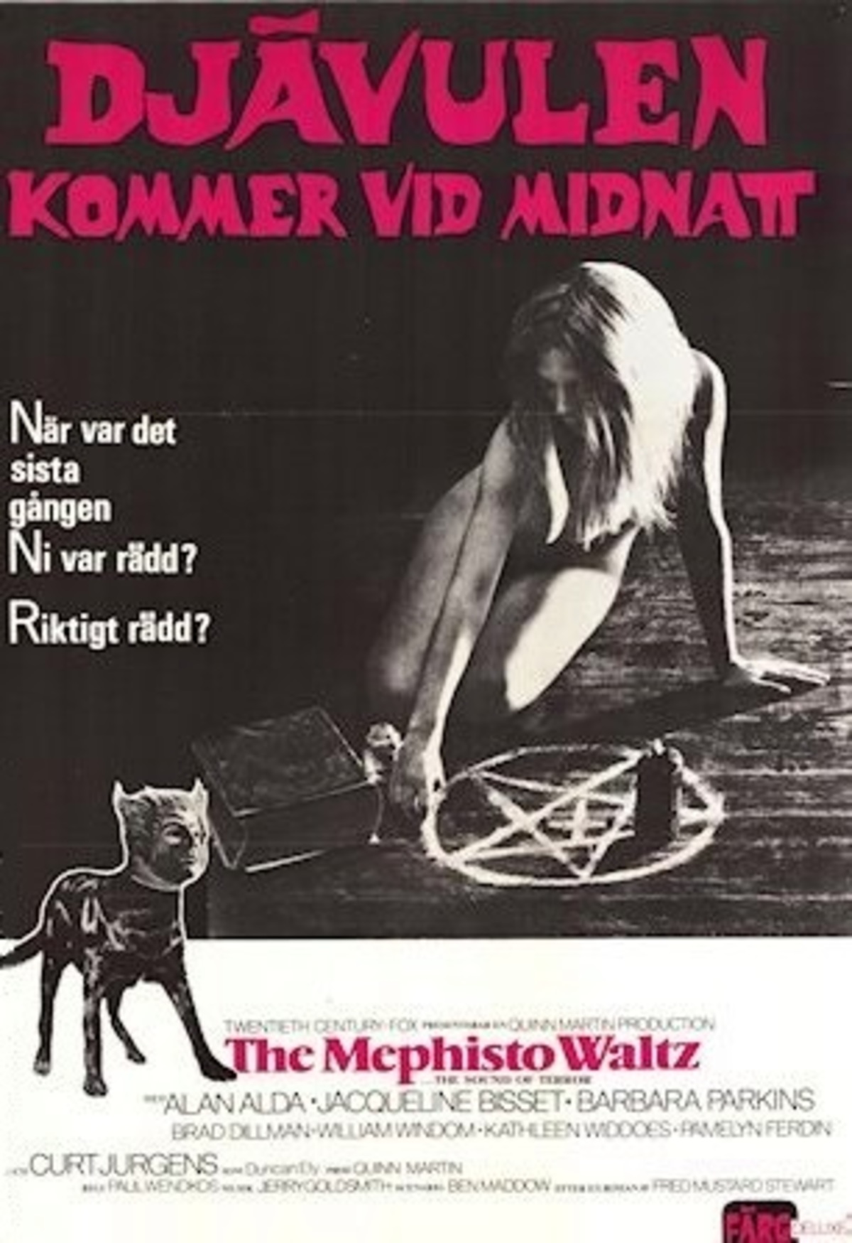 large_0840fcabb9374ade76660a2bcecb5350-Dj_C3_A4vulen_kommer_vid_midnatt_poster.jpg