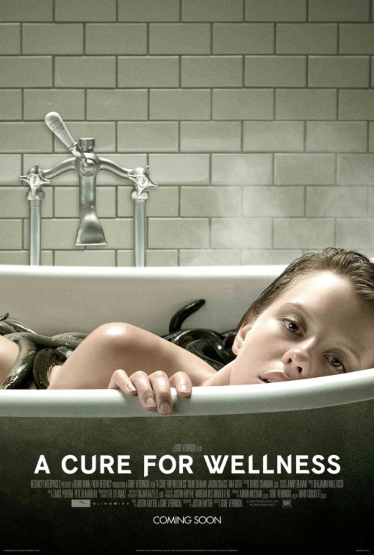 large_15193f9e170d8fe137d7e98839b7d766-cure_for_wellness_ver2.jpg