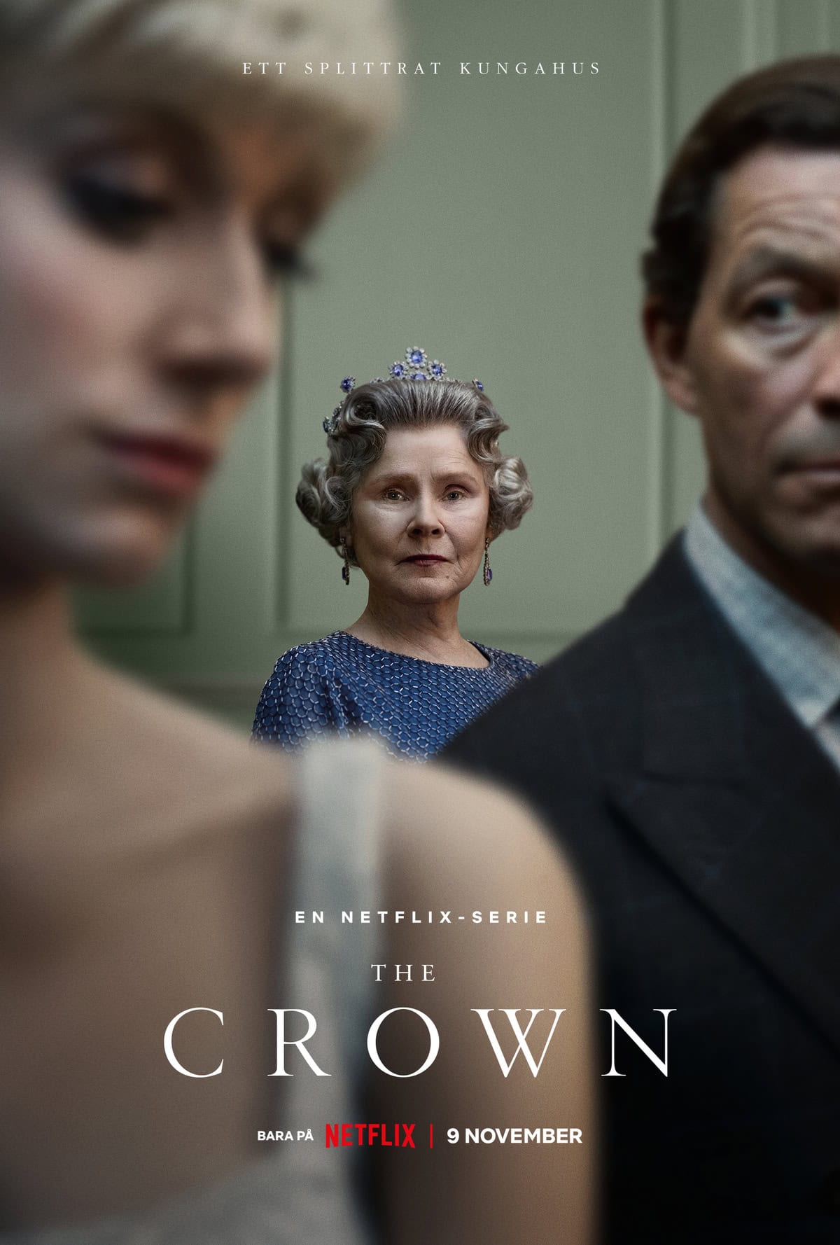 large_359bb34c8b7787e2dccae4ee2318cc85-the_20crown.jpg