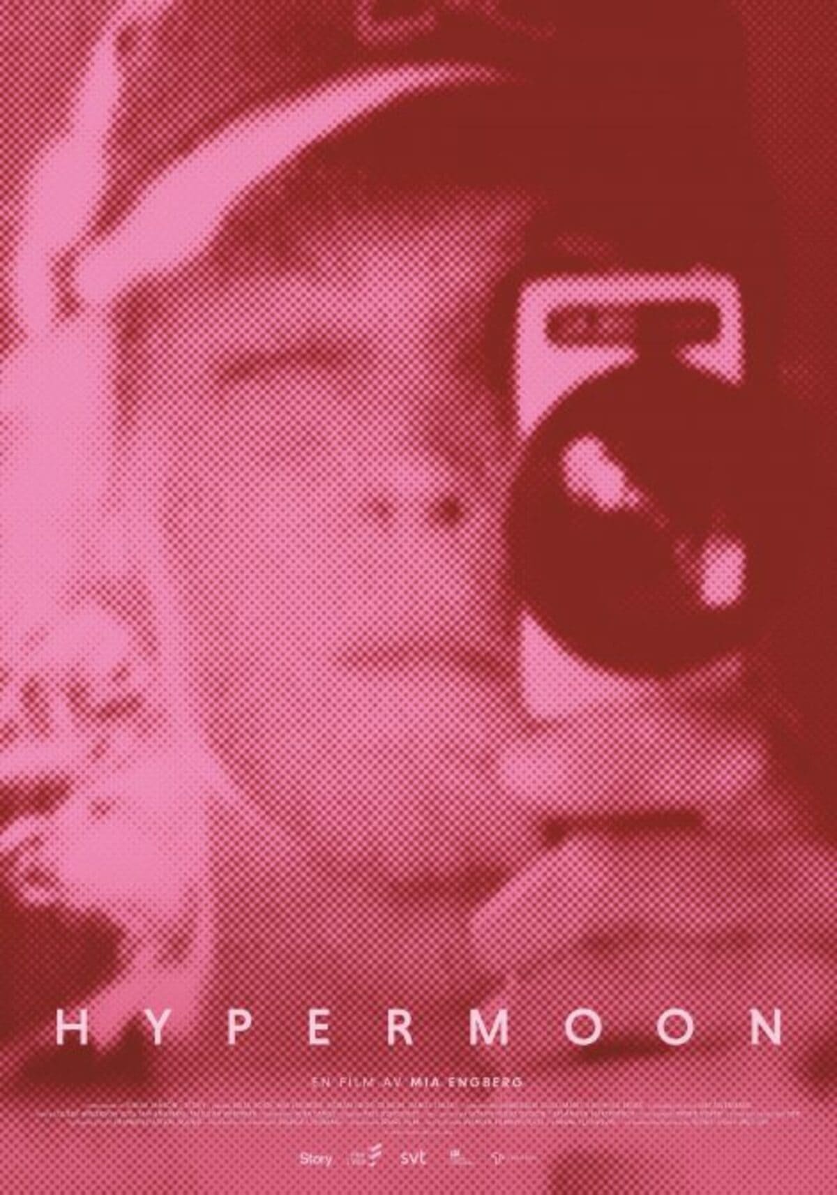 large_5cb17ad8ff917458773f6de96f5f2e70-HYPERMOON-Poster-70x100-motiv-1-_TriArt-Film-470x671-1.jpg