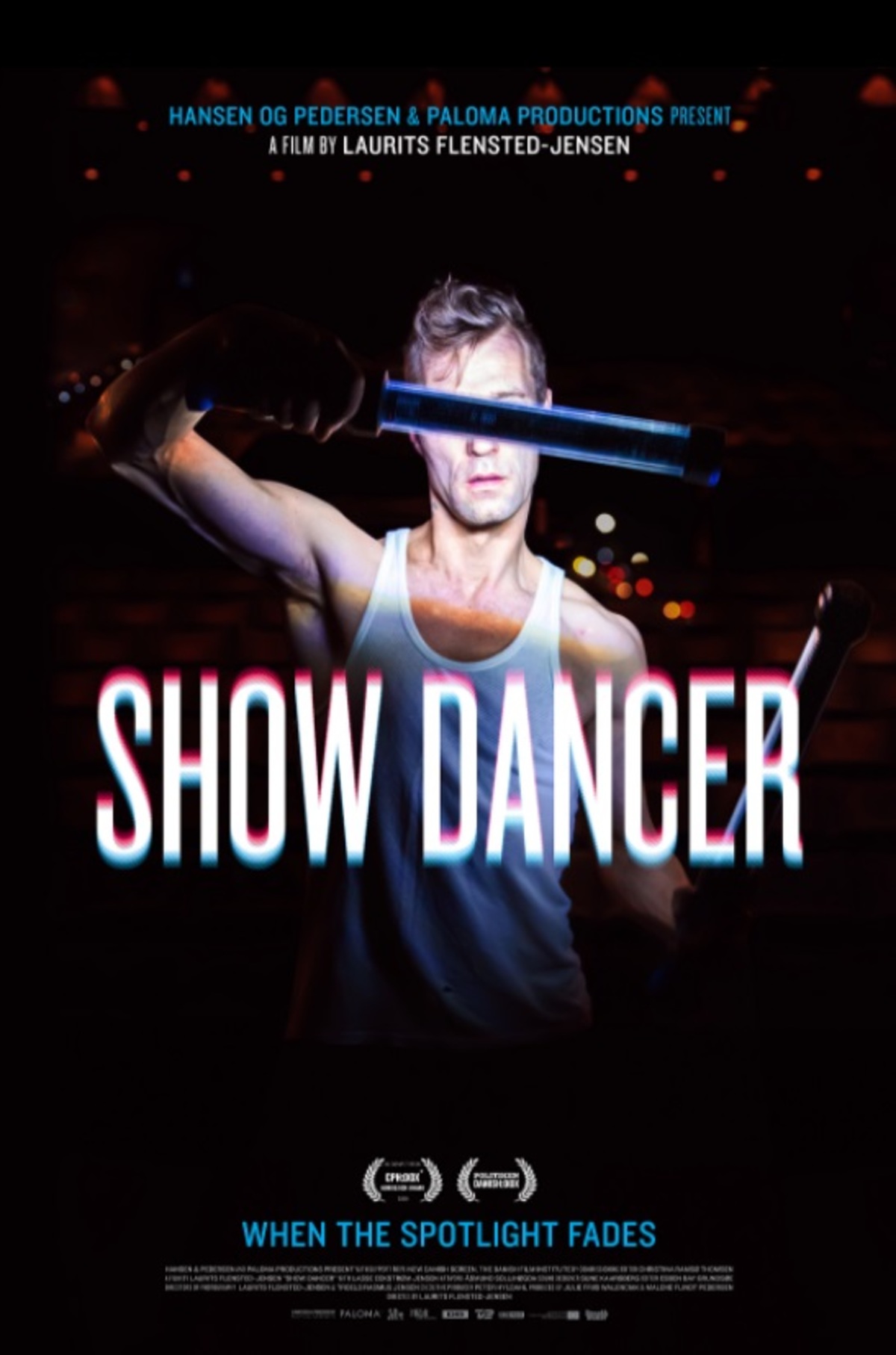 large_68635e65d6046be57eecbe1db742f42f-Show_20Dancer.jpg