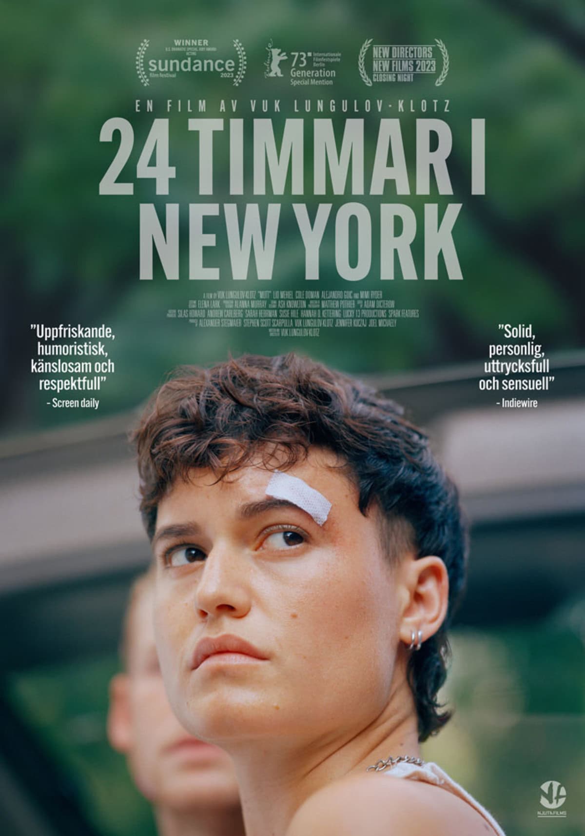 large_9cedf51a4c140712a35d57e90fc713d4-poster-24-timmar-i-New-York-70x100-1.jpg