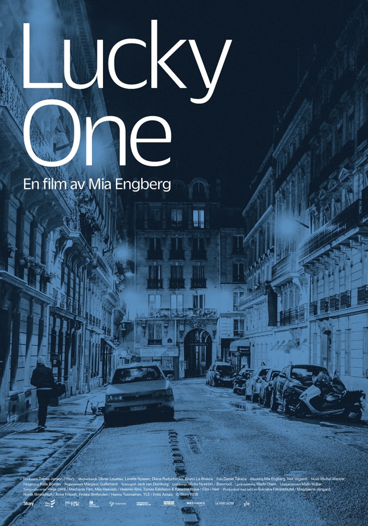 large_b1f77d4f37b5f4c385f299e1b13c231c-lucky_one_poster.jpg