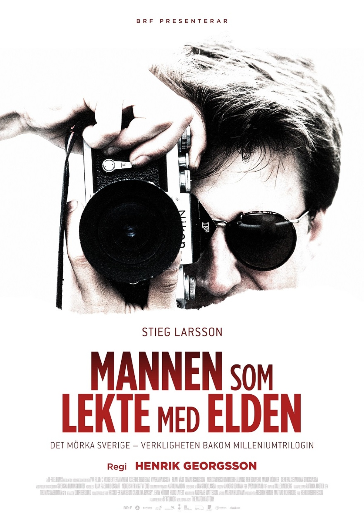 large_ec1197835b1b93da21cd5ca3cbbd5e17-mannen_som_lekte_med_elden_poster.jpg