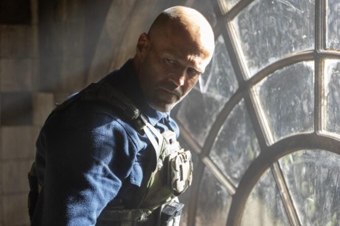 Jason Statham är redo att spöa skurkar i "A Working Man"