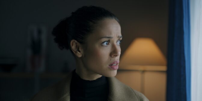 Gugu Mbatha-Raw spelar en mystisk kvinna som inte minns stora delar av sitt liv.