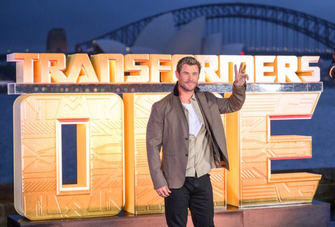 Chris Hemsworth på galapremiären av "Transformers One"