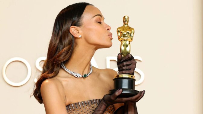 Zoe Saldana på årets Oscarsgala